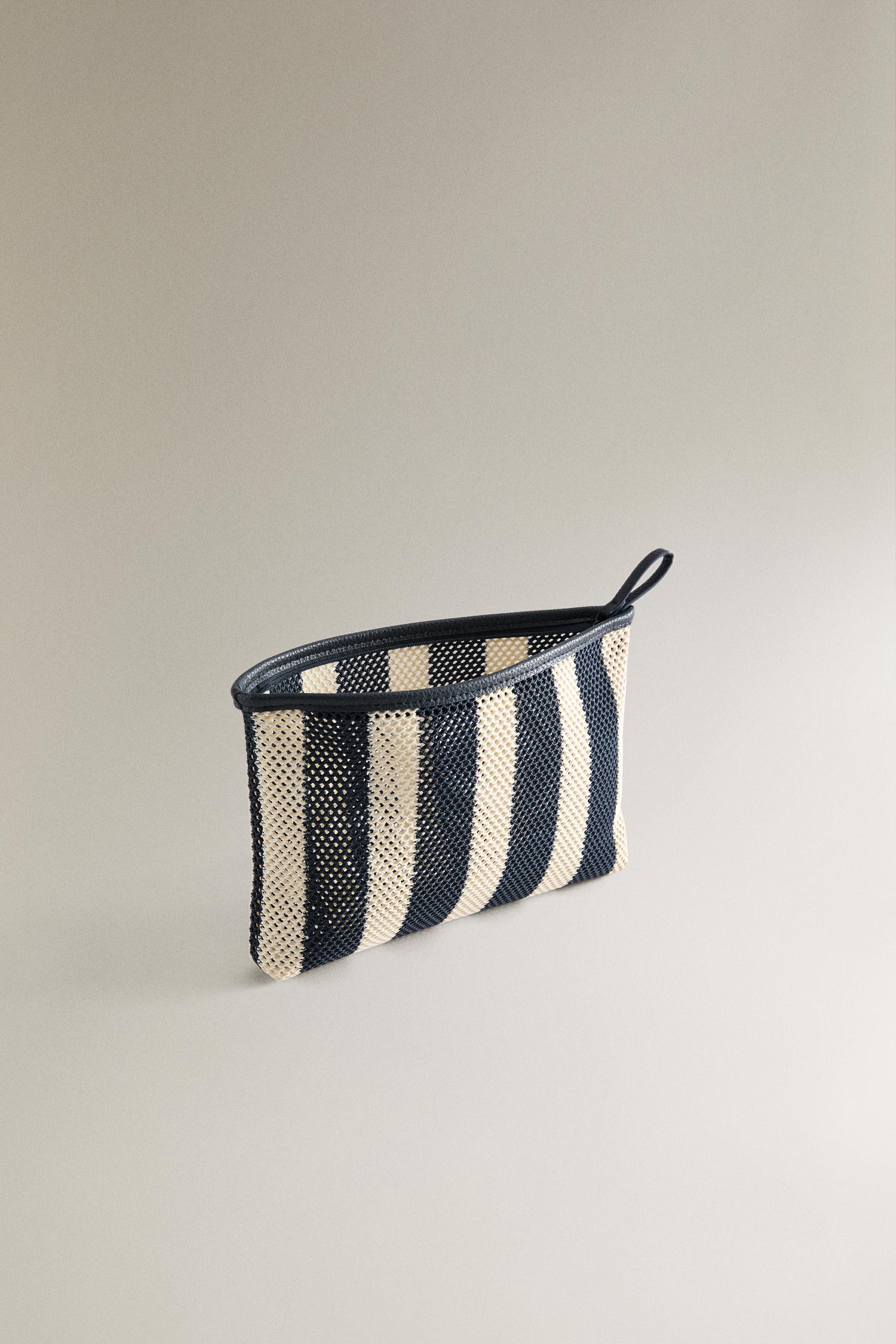 STRIPED MAKEUP BAG
